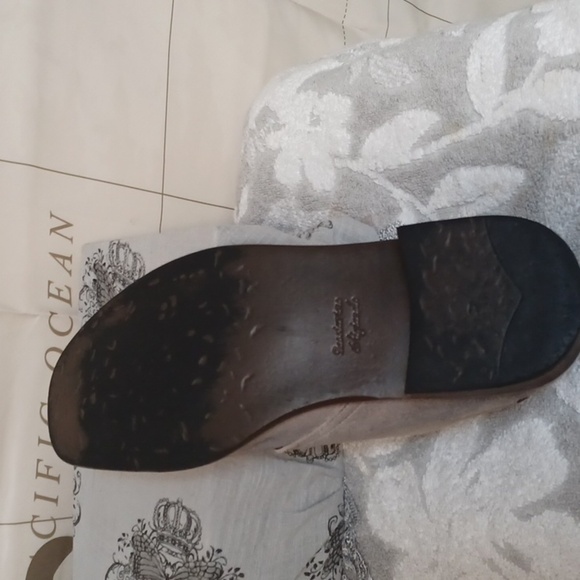 BACCO BUCCI ESTUDIO SIZE 10.  Men's Tan Suede Dress Shoes - Picture 5 of 10